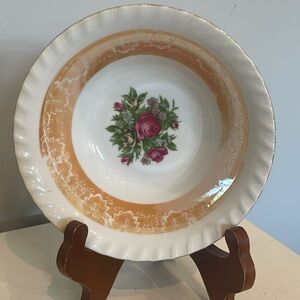 Vintage Japanese serving bowl white with gold trim & floral pattern.